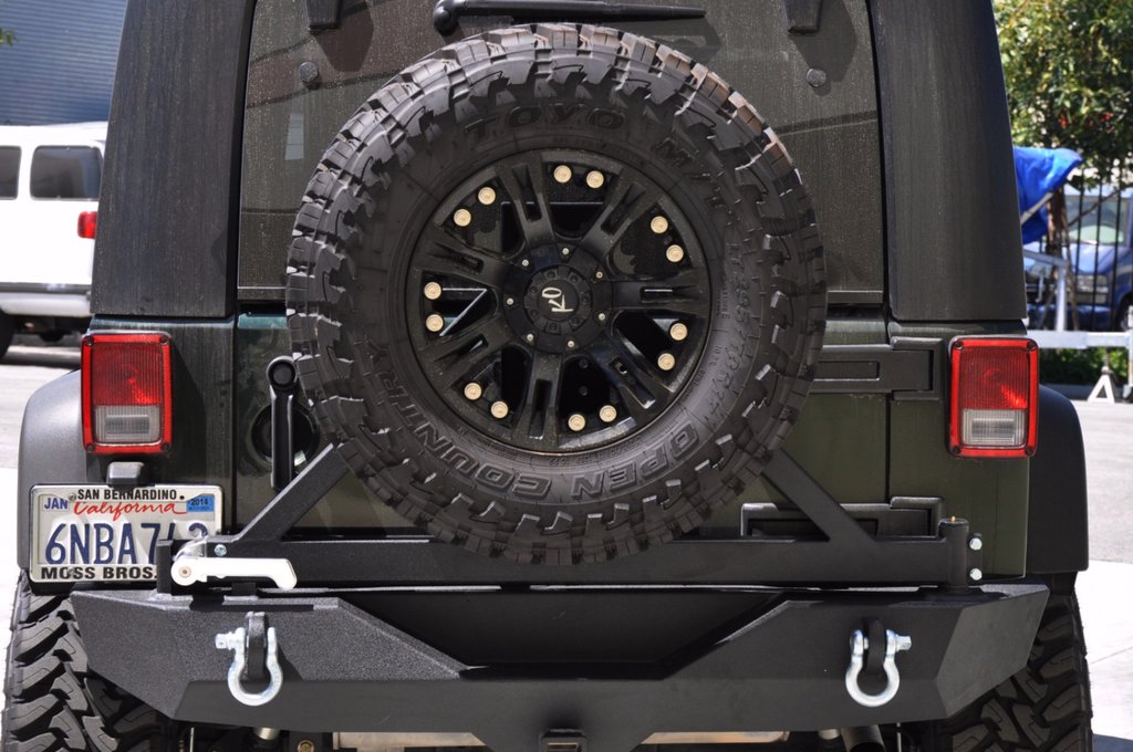 DV8 Offroad Bumper - RBSTTB-01BR