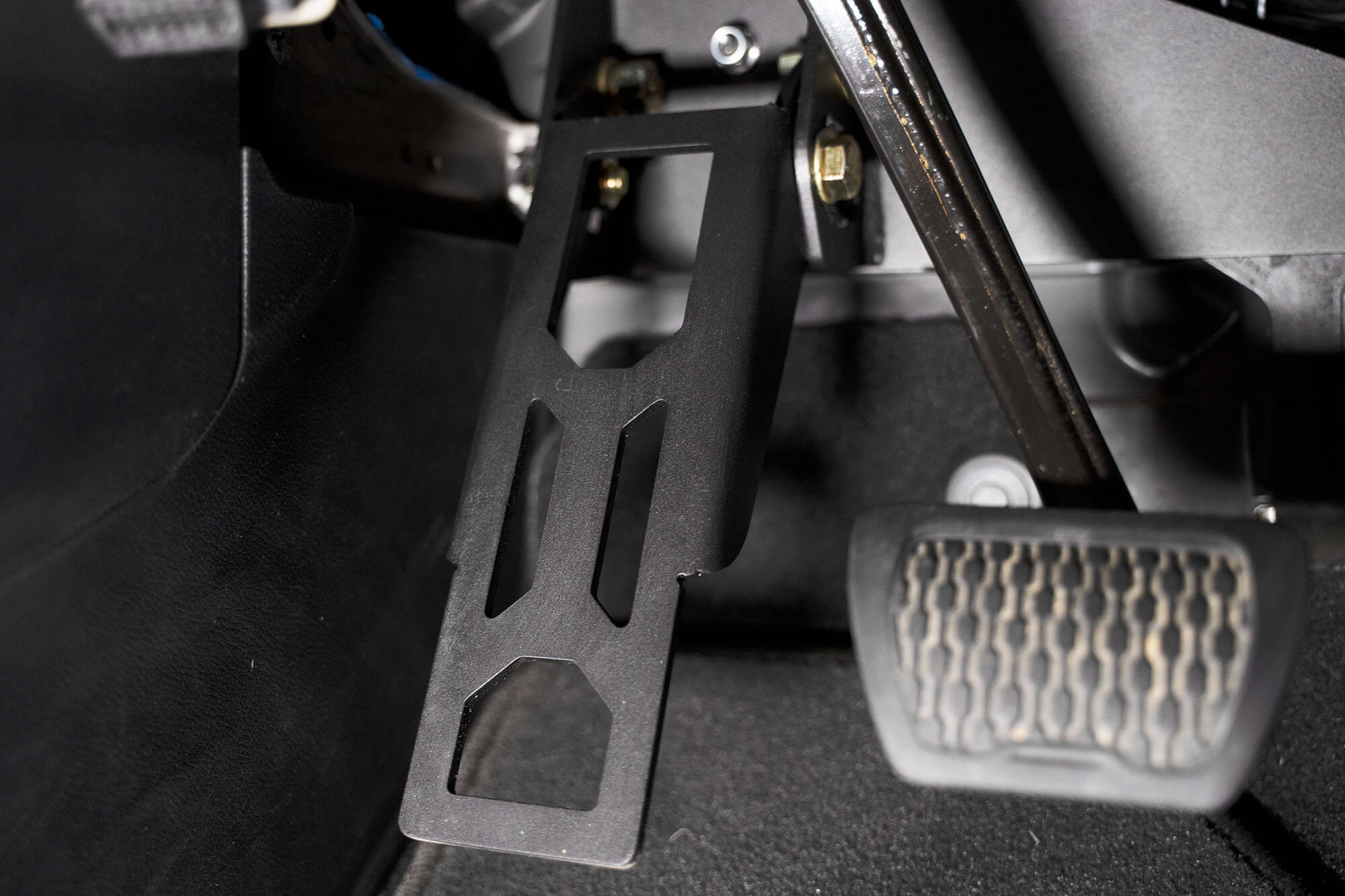 2018-22 Jeep JL/JT Adjustable Dead Pedal?